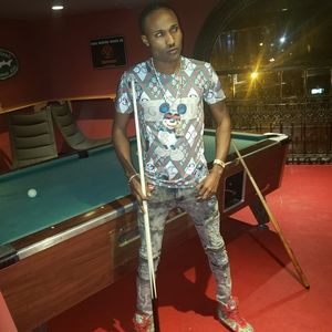 Meet your Posher, Adrian sparta